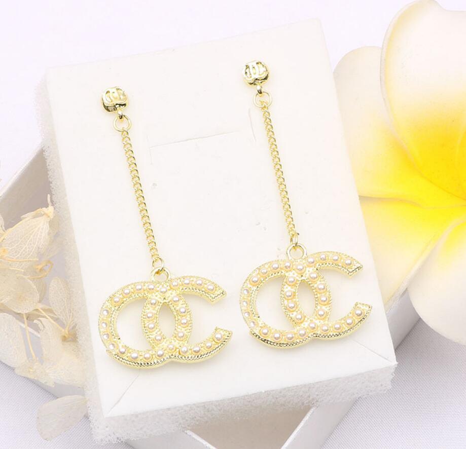 Wholesale 20style Tassel Pendant Stud Earrings Fashion Brand Letter 18K Gold Plated Metal Chain Earring Top Quality Crystal Rhinestone Wedding Jewelry Accessorie
Wholesale 20style Tassel Pendant Stud Earrings Fashion Brand Letter 18K Gold Plated Metal Chain Earring Top Quality Crystal Rhinestone Wedding Jewelry Accessorie
