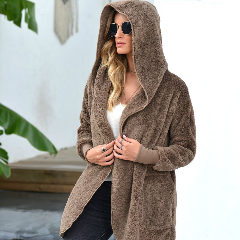 2021 New Women's Wool Coats Loose Solid Hood Open Point Assembling Medium Female Jacket Streetwear Winter VISU, White
2021 New Women's Wool Coats Loose Solid Hood Open Point Assembling Medium Female Jacket Streetwear Winter VISU, White