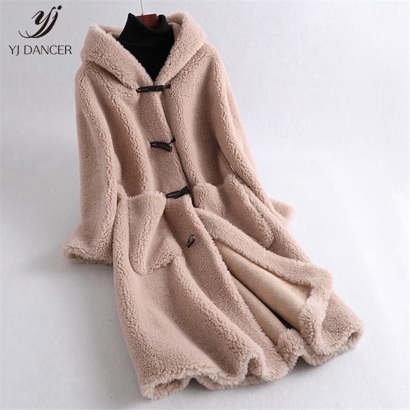 Fur Coat Female 2020 Autumn Winter New Medium Long Section Hooded Sheep Shearing Fur One Body Imitation Coat Tide H00887, M beige
Fur Coat Female 2020 Autumn Winter New Medium Long Section Hooded Sheep Shearing Fur One Body Imitation Coat Tide H00887, M beige