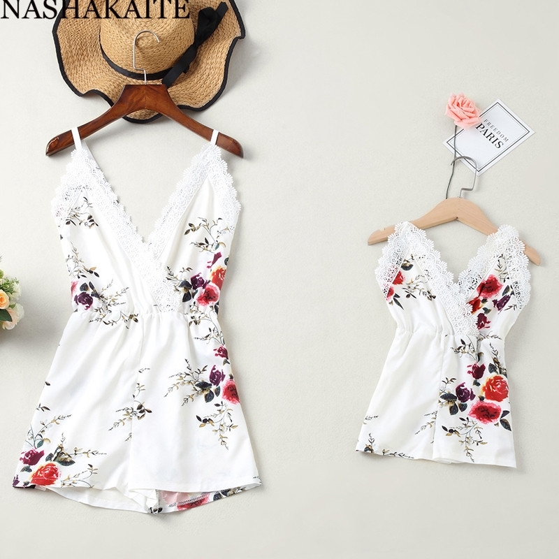 NASHAKAITE Mommy and me clothes Elegant Sexy Beach Party Rompers Women Girl Summer Spaghetti Strap Jumpsuit Family Look 201128, Red
NASHAKAITE Mommy and me clothes Elegant Sexy Beach Party Rompers Women Girl Summer Spaghetti Strap Jumpsuit Family Look 201128, Red