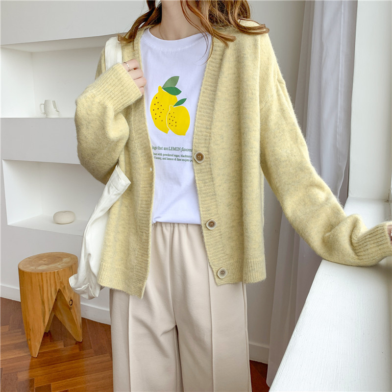 Spring and autumn lazy new Korean version of loose knit cardigan wild short student thin sweater female outer jacket 201030