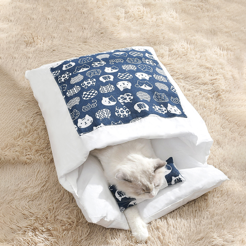 Removable Dog Sleeping Bag Sofas Mat Winter Warm Cat House Small Bed Puppy Kennel Nest Cushion Pet Products LJ201225