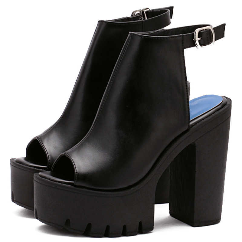 Classic luxury Designer Clogs Women Summer Shoes Slingbacks High Heels Sandals Platform Casual For Party Size 42 Fashion Autumn 2022 TopSelling, Black
Classic luxury Designer Clogs Women Summer Shoes Slingbacks High Heels Sandals Platform Casual For Party Size 42 Fashion Autumn 2022 TopSelling, Black
