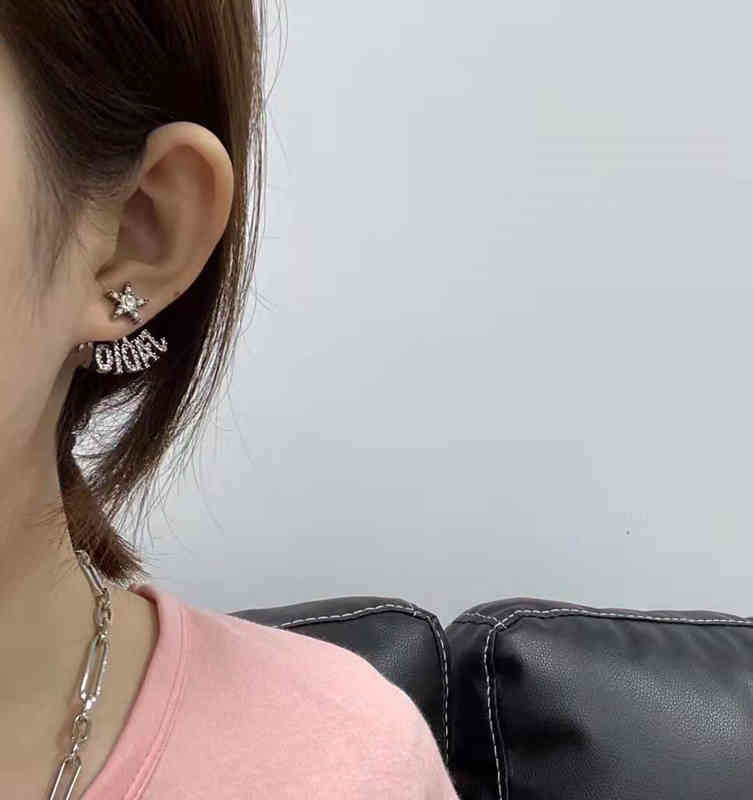 76% OFF designer jewelry / family high version star bee big diamond asymmetric female used Earrings
76% OFF designer jewelry / family high version star bee big diamond asymmetric female used Earrings