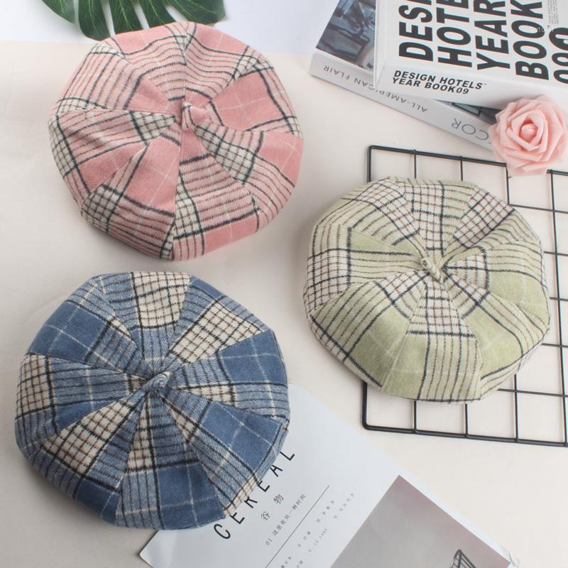 2020 new plaid beret female retro British autumn casual all-match painter hat pumpkin hat1
2020 new plaid beret female retro British autumn casual all-match painter hat pumpkin hat1