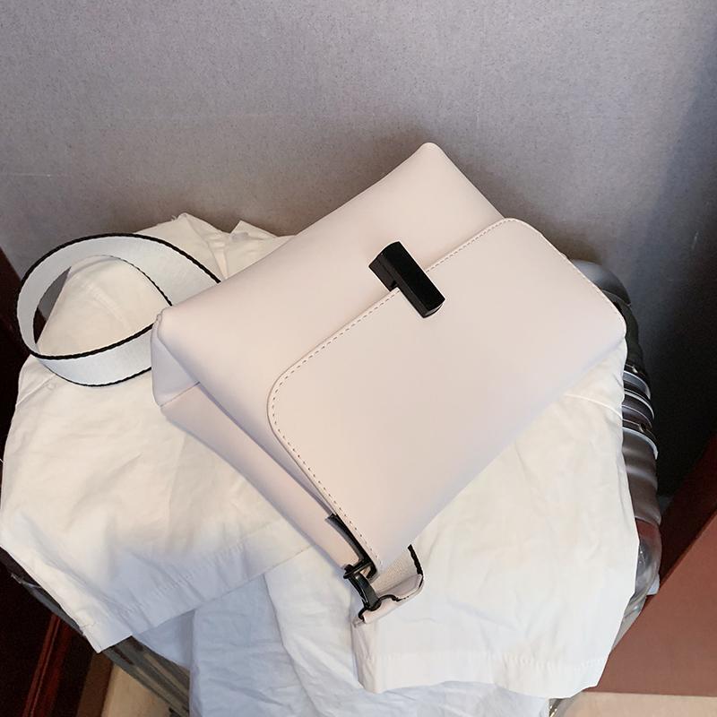 Solid color Square Crossbody bag 2021 Fashion New High-quality PU Leather Women's Designer Handbag Travel Shoulder Messenger Bag, Orange
Solid color Square Crossbody bag 2021 Fashion New High-quality PU Leather Women's Designer Handbag Travel Shoulder Messenger Bag, Orange
