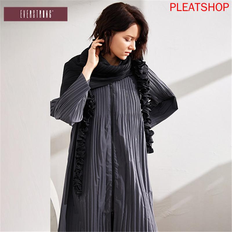 Scarf Women 's Winter Versatile Long Warm Shawl Dual Purpose Scarf Flower Solid Color Fashion Casual MIYAKE pleats black Shawl
Scarf Women 's Winter Versatile Long Warm Shawl Dual Purpose Scarf Flower Solid Color Fashion Casual MIYAKE pleats black Shawl