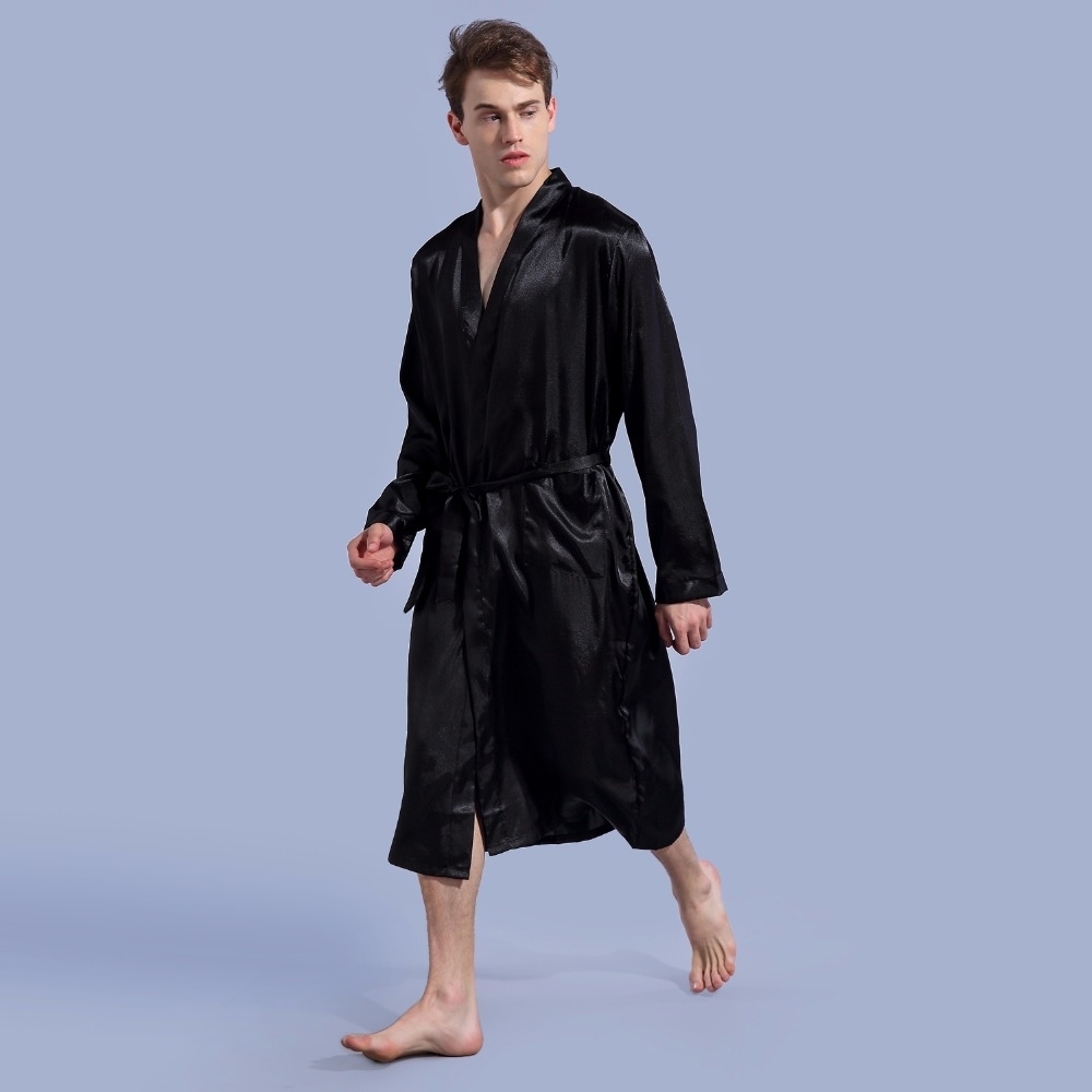 Groom Robe Emulation Silk Soft Home Bathrobe Nightgown For Men Kimono Customized Name and Date Personalized for Wedding Party 201111