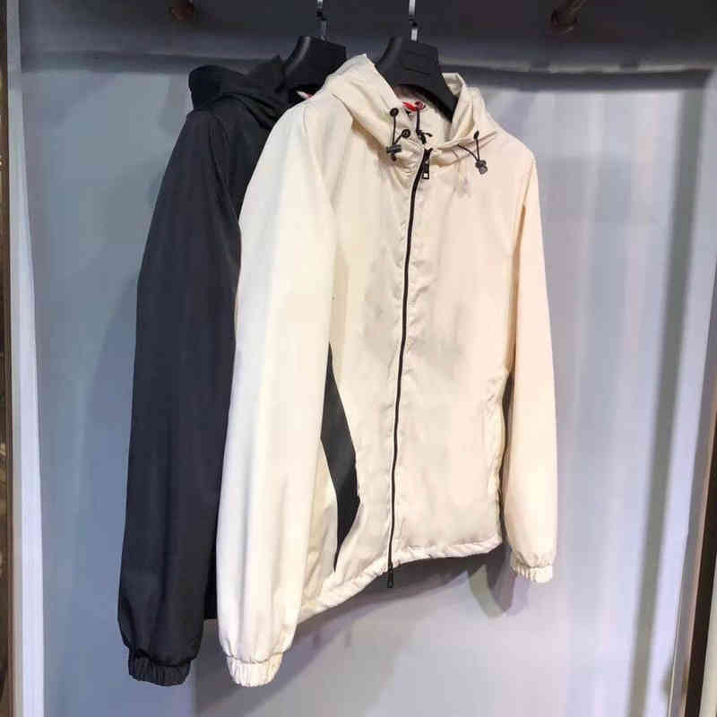 Men's Jackets Monclair Mens Designer Clothing France Brand Bomber Windshield jacket men s Outerwear Fashion hombre Casual Street coats 001 6M12, Supplement (not shipped separately)
Men's Jackets Monclair Mens Designer Clothing France Brand Bomber Windshield jacket men s Outerwear Fashion hombre Casual Street coats 001 6M12, Supplement (not shipped separately)
