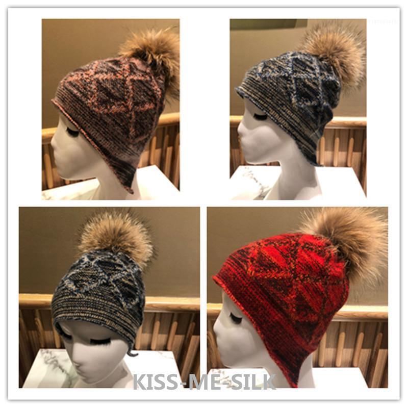 KMS LATEST NEW CASHMERE HAT WITH FUR BALL WARM IN WINTER FOR WOMEN AND MEN 24*26CM/56G1
KMS LATEST NEW CASHMERE HAT WITH FUR BALL WARM IN WINTER FOR WOMEN AND MEN 24*26CM/56G1