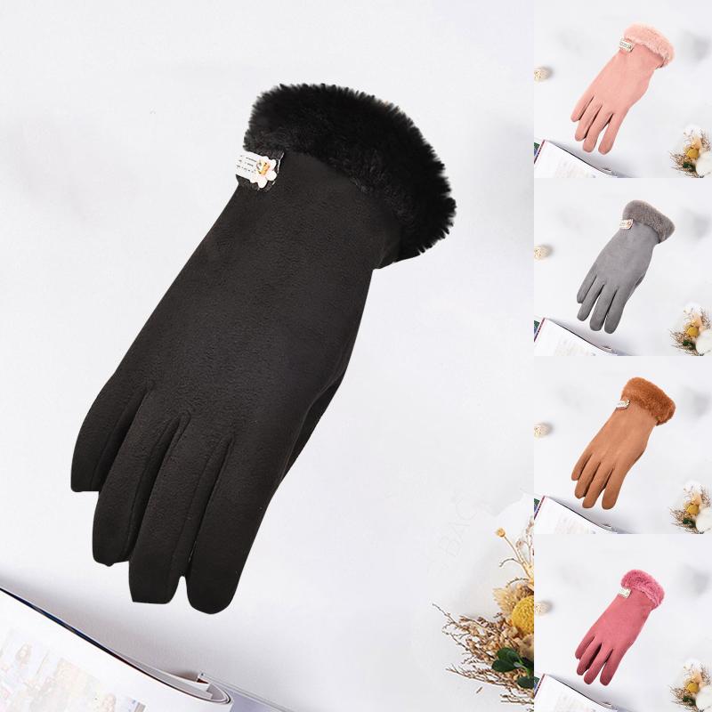 Women Touch Screen Suede Glove Winter Double Layer Furry Mittens Warm Snowflake Embroidery Outdoor Fashionable Gloves 1 pair
Women Touch Screen Suede Glove Winter Double Layer Furry Mittens Warm Snowflake Embroidery Outdoor Fashionable Gloves 1 pair