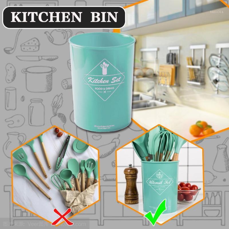 Kitchenware storage bucket Kitchen Tool Cookware Storage Box easy to wash convenient dry quickly 16X12.5X12.5cm grade PP1
Kitchenware storage bucket Kitchen Tool Cookware Storage Box easy to wash convenient dry quickly 16X12.5X12.5cm grade PP1