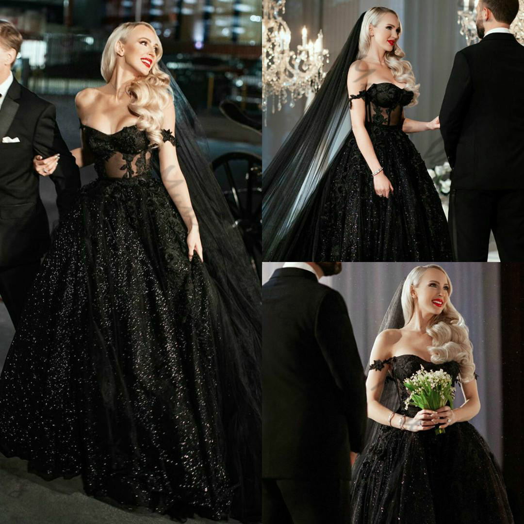 New Gothic Black Wedding Dresses Gown 2023 Sexy Off Shoulder Sparkly Sequins Lace Appliqued Vintage Corset Bridal Gowns Long Train Retro Winter Dress