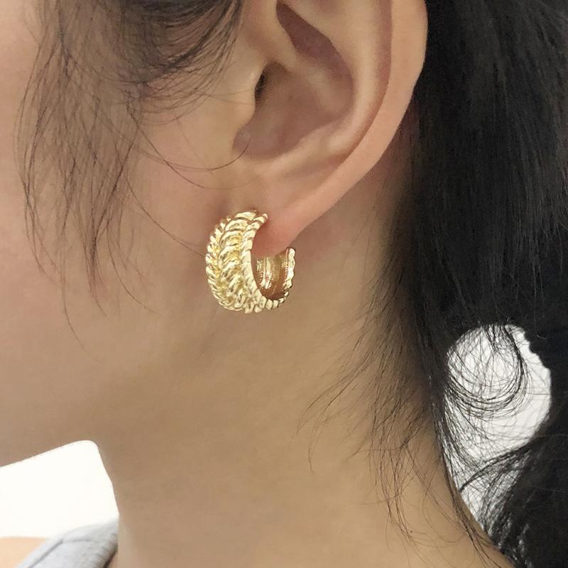 PHYANIC Punk Gold Geometric Hoop Earrings U Shaped Huggie Earrings for Women Party Jewelry Gifts Brincos 2021 New
PHYANIC Punk Gold Geometric Hoop Earrings U Shaped Huggie Earrings for Women Party Jewelry Gifts Brincos 2021 New