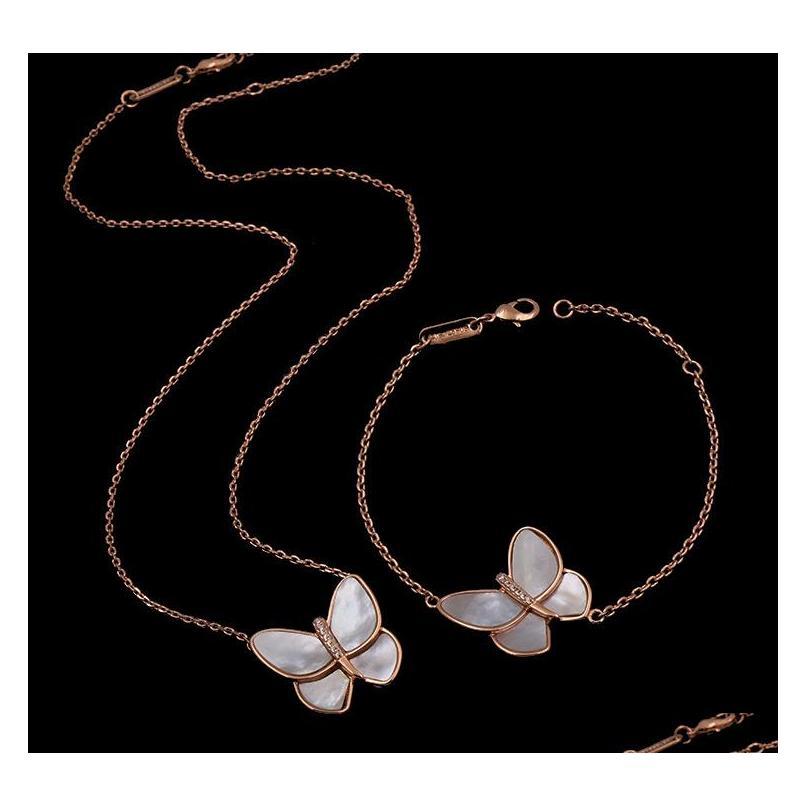 Hot Gold Plated Jewelry With White Bearing Butterfly With Diamond Copper Plated Rose Gold Necklace Bracelet Set Bq6La, Golden
Hot Gold Plated Jewelry With White Bearing Butterfly With Diamond Copper Plated Rose Gold Necklace Bracelet Set Bq6La, Golden