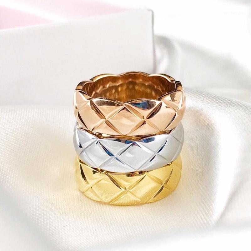 Hot Brand Pure 925 Sterling Silver Jewelry For Women Men C Crush Rings Silver Wedding Lozenge Rings Engagement Geometric1, Golden;silver
Hot Brand Pure 925 Sterling Silver Jewelry For Women Men C Crush Rings Silver Wedding Lozenge Rings Engagement Geometric1, Golden;silver
