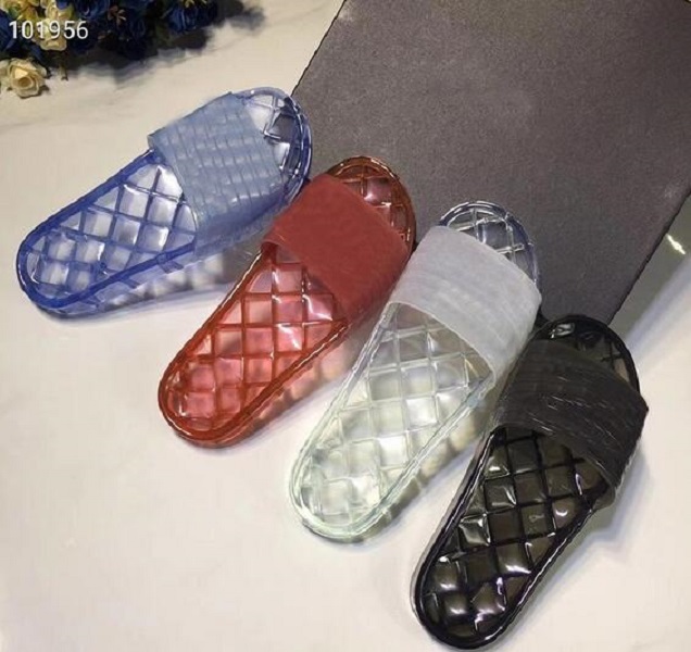 Hot Sale- 2020 new jelly slippers womens designers slide sandals Color mixing high quality PVC hot Sandals Ladies popular flip flops 35-41, Blue
Hot Sale- 2020 new jelly slippers womens designers slide sandals Color mixing high quality PVC hot Sandals Ladies popular flip flops 35-41, Blue