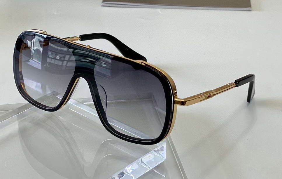 Fashion Shield Sunglasses Gold Black Grey Shaded Runway Frame Gafas de sol Men Pilot Sunglasses Top Quality with box
Fashion Shield Sunglasses Gold Black Grey Shaded Runway Frame Gafas de sol Men Pilot Sunglasses Top Quality with box