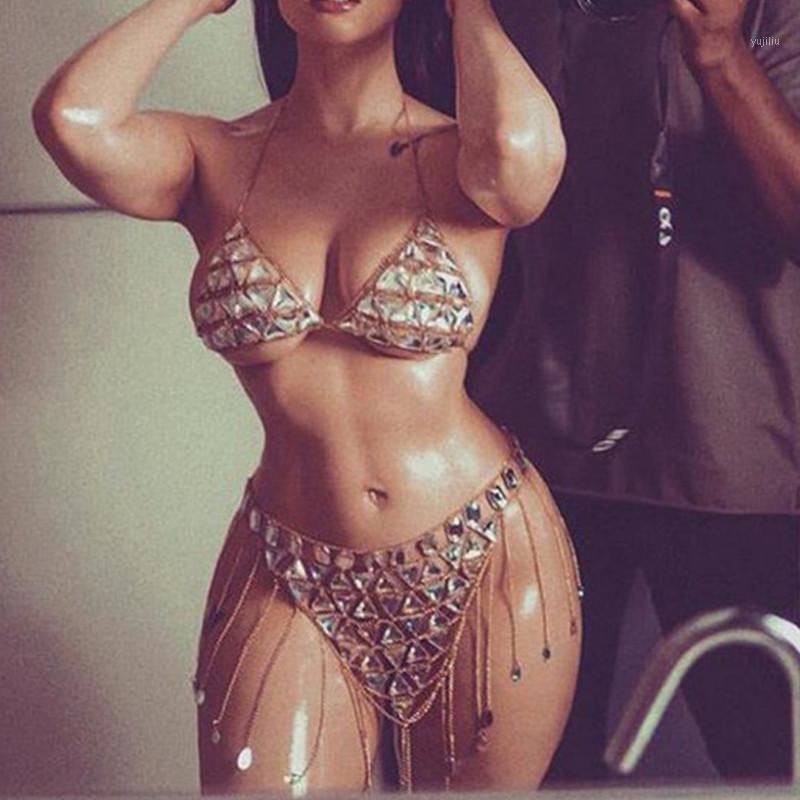 Women Alloy Shiny Rhinestone Bra Body Chains Jewelry Beach Bikini Harness Push Up Triangle Bikini Bra Top1
Women Alloy Shiny Rhinestone Bra Body Chains Jewelry Beach Bikini Harness Push Up Triangle Bikini Bra Top1