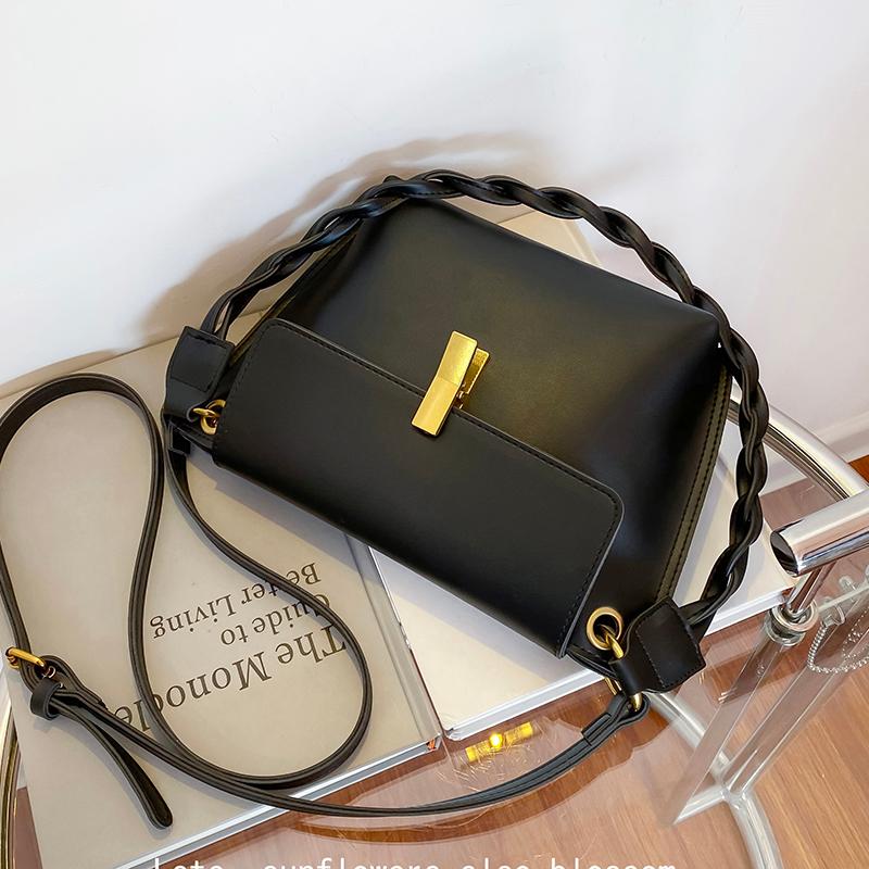 Advanced Western Style Handbags 2021 Popular New Fashion Messenger Bag Shoulder Square Bag Underarm Dual-use Width: 27cm, Black
Advanced Western Style Handbags 2021 Popular New Fashion Messenger Bag Shoulder Square Bag Underarm Dual-use Width: 27cm, Black