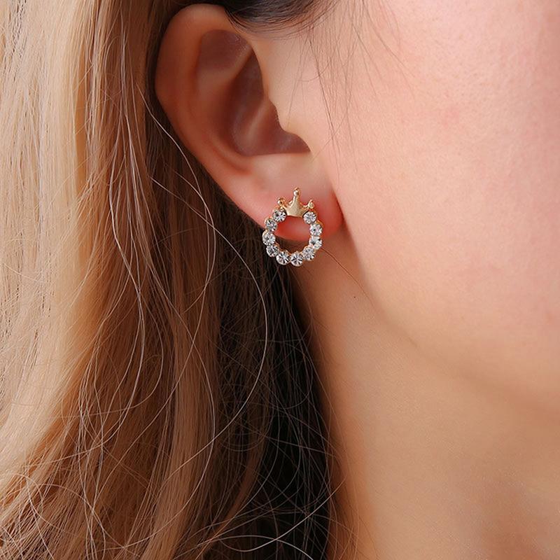 Stud Simple Princess Crown Full Crystal Round Earrings Temperament Women Jewelry Accessories Trendy 1 Pairs HJUEY
Stud Simple Princess Crown Full Crystal Round Earrings Temperament Women Jewelry Accessories Trendy 1 Pairs HJUEY