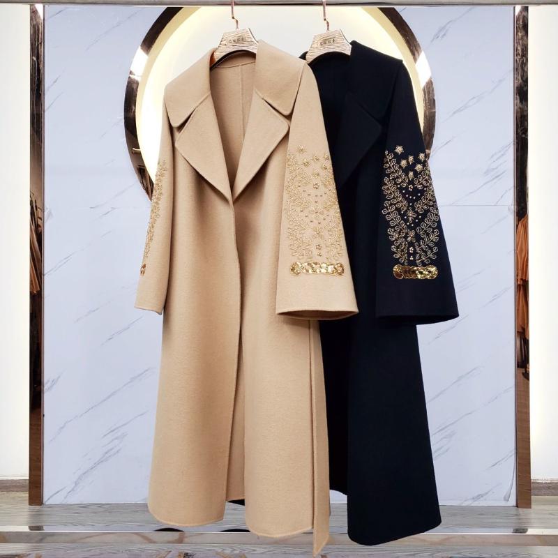 Autumn and winter 2021 new embroidered bead design double side cashmere women' medium length loose woolen overcoat, Black
Autumn and winter 2021 new embroidered bead design double side cashmere women' medium length loose woolen overcoat, Black