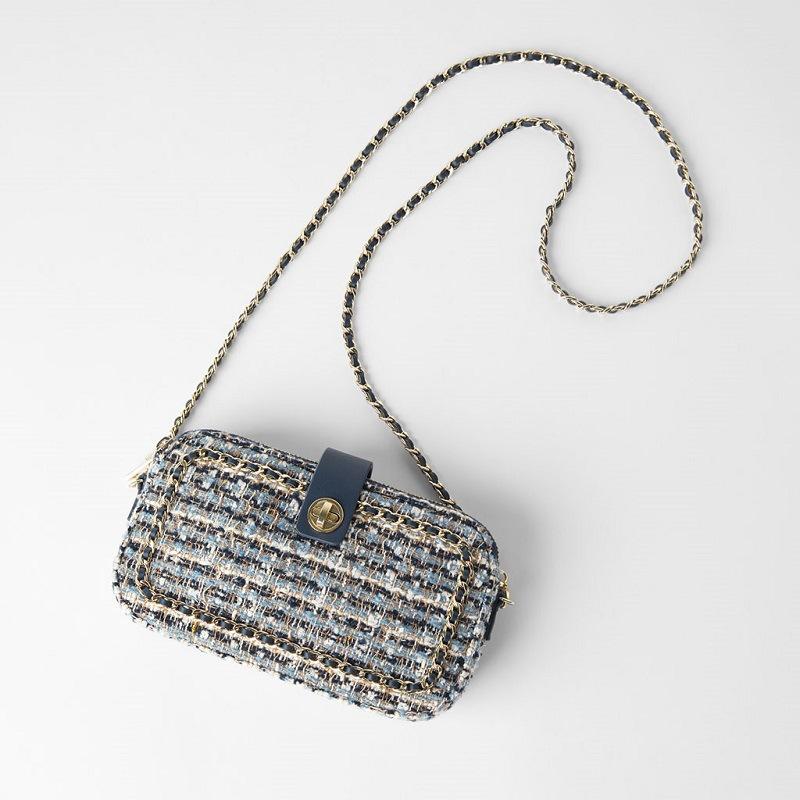 New Fairyland Splicing Soft Cloth Single Shoulder Cross Link Chain Fashionable and Versatile Small Xiangfeng Women's Bag
New Fairyland Splicing Soft Cloth Single Shoulder Cross Link Chain Fashionable and Versatile Small Xiangfeng Women's Bag
