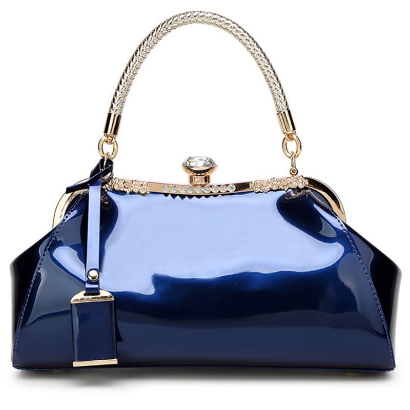 2020 Solid Color Large Capacity Crossbody Hand Bag Fashion Luxury Women Handbag PU Leather Shoulder Bags Lady Female, Black
2020 Solid Color Large Capacity Crossbody Hand Bag Fashion Luxury Women Handbag PU Leather Shoulder Bags Lady Female, Black