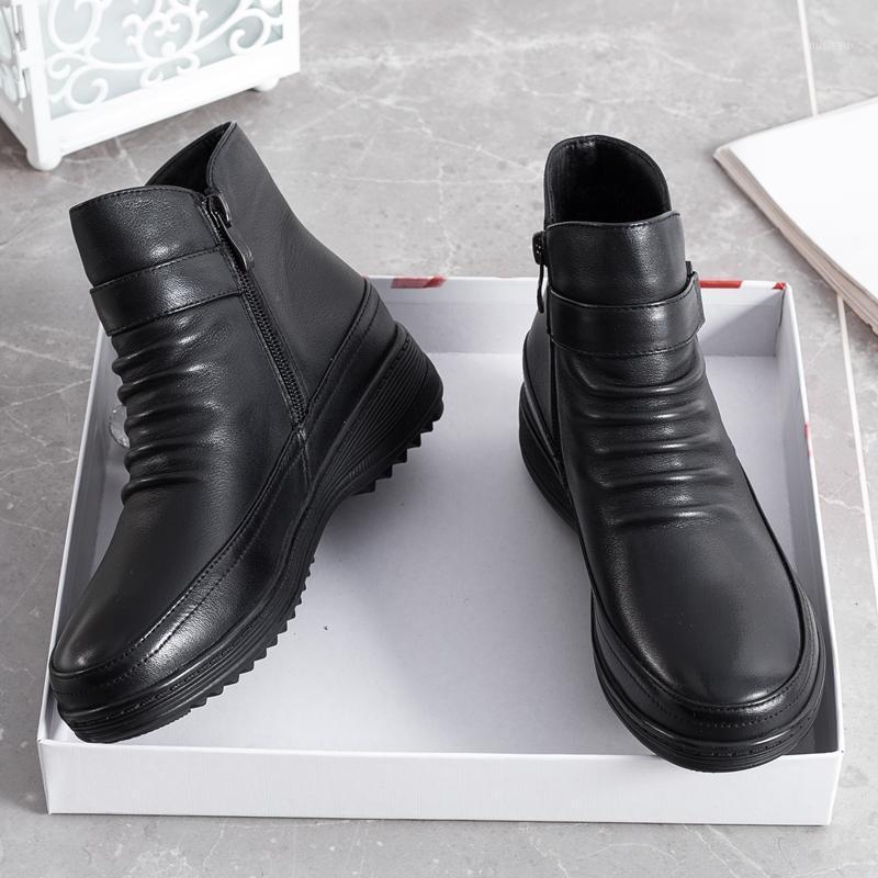 Winter mother Leather shoes Leather soft sole 2020 new Second cotton plus Velvet middle-aged Comfortable Flat bottom1, Black
Winter mother Leather shoes Leather soft sole 2020 new Second cotton plus Velvet middle-aged Comfortable Flat bottom1, Black