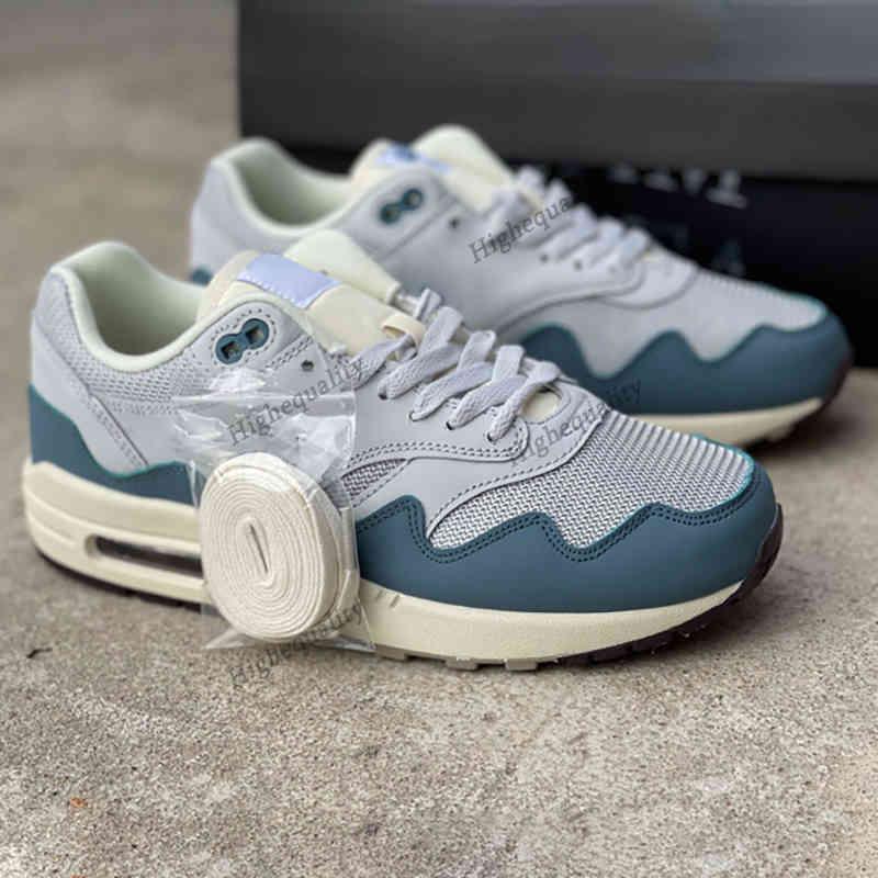2021 1 Patta The Wave Monarch 1 1s Aqua Noise Running Shoes Metallic Silver Monarch-Pure Platinum Men Women Mens Trainer Fashion Sports 1Top
2021 1 Patta The Wave Monarch 1 1s Aqua Noise Running Shoes Metallic Silver Monarch-Pure Platinum Men Women Mens Trainer Fashion Sports 1Top