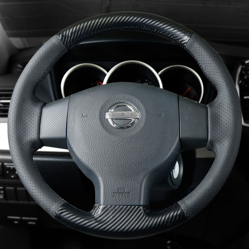 For Nissan Classic Sylphy steering wheel cover leather hand-stitched Qashqai Nissan Liwei Tiida Tida handlebar cover modification
For Nissan Classic Sylphy steering wheel cover leather hand-stitched Qashqai Nissan Liwei Tiida Tida handlebar cover modification