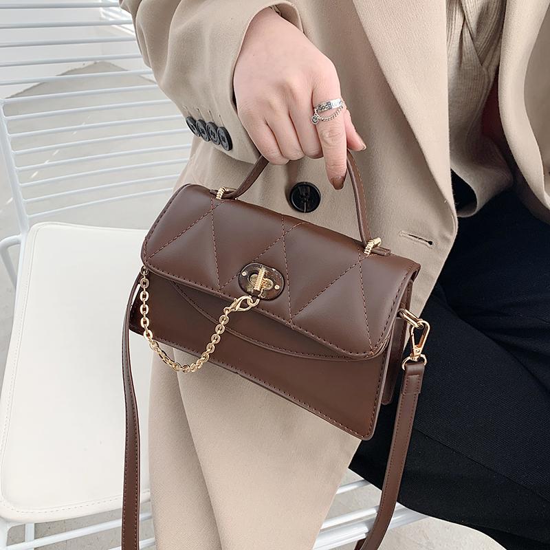 2021 Crossbody Bags for Women Vintage Hand Bag Small Sac A Main Solid Leather Handbags Female Bolso Women Messenger Bag Girls, Black
2021 Crossbody Bags for Women Vintage Hand Bag Small Sac A Main Solid Leather Handbags Female Bolso Women Messenger Bag Girls, Black