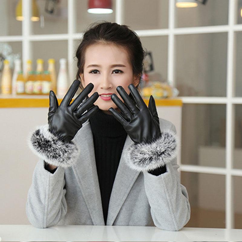 New Arrival Fashion Womens PU Leather Wrist Mittens Female Winter Warm Fur Gloves Phone Touch Screen Thickening
New Arrival Fashion Womens PU Leather Wrist Mittens Female Winter Warm Fur Gloves Phone Touch Screen Thickening