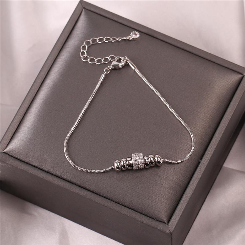 Korea Fashion Simple Geometric Cubic Zirconia Bracelet for Woman 2021 New Original Design Jewelry Wholesale Gifts
Korea Fashion Simple Geometric Cubic Zirconia Bracelet for Woman 2021 New Original Design Jewelry Wholesale Gifts