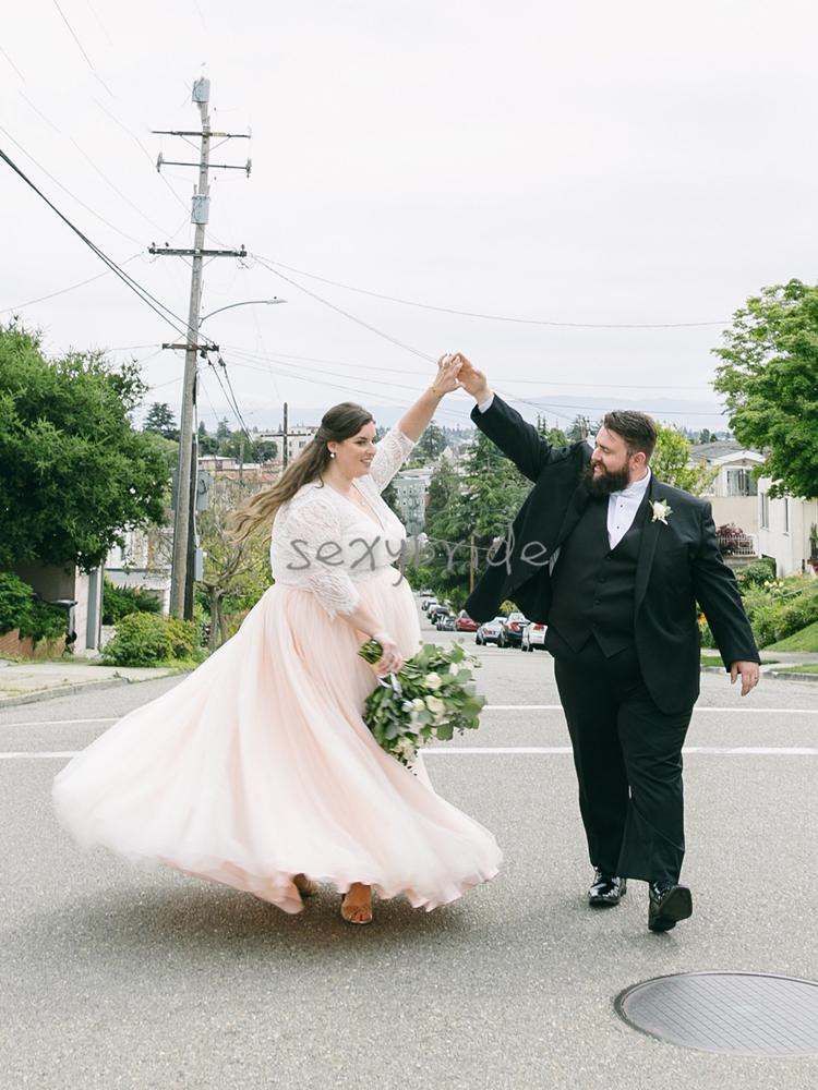 Plus Size Blush Pink Wedding Dresses 2021 Lace Long Sleeve Top V-Neck Floor Length Spring Bridal Gowns Buttons Back Bow Vestidos de novia