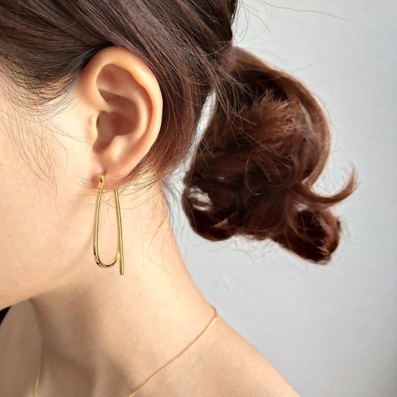 Dainty 925 Sterling Silver Secret Geometric Hoop Earrings Heavy Work Golden Stick Earrings for Mother Gift Women Jewelry
Dainty 925 Sterling Silver Secret Geometric Hoop Earrings Heavy Work Golden Stick Earrings for Mother Gift Women Jewelry