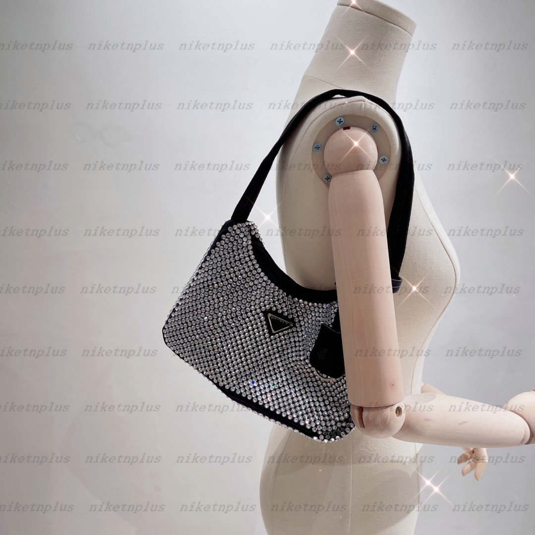 Classics Nylon Re-edition 2000 Diamonds Underarm Bag Hand Bag Sportsexy Style Mini Canvas Designer Cross Body Handbag Designers Luxurys Womens Handle Bags, Dont sell it alone
Classics Nylon Re-edition 2000 Diamonds Underarm Bag Hand Bag Sportsexy Style Mini Canvas Designer Cross Body Handbag Designers Luxurys Womens Handle Bags, Dont sell it alone