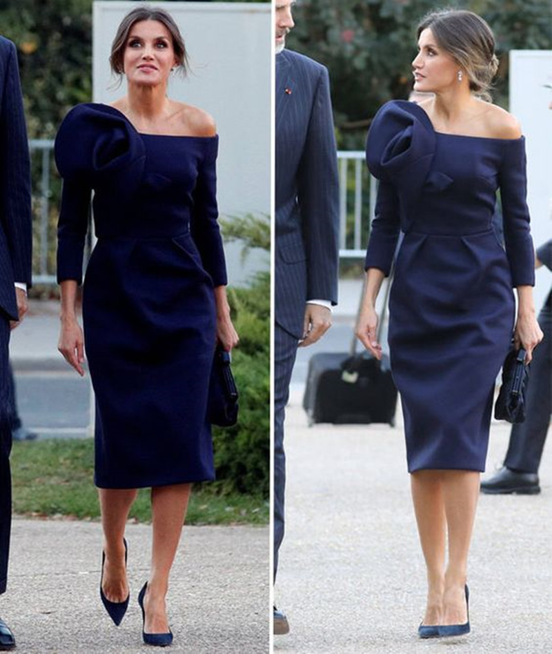 Elegant Navy Blue Short Mother Of The Bride Dresses Sheath Tea Length Bateau Neck Mother's Formal Evening Gowns Graceful Wedding Guest Dress
Elegant Navy Blue Short Mother Of The Bride Dresses Sheath Tea Length Bateau Neck Mother's Formal Evening Gowns Graceful Wedding Guest Dress