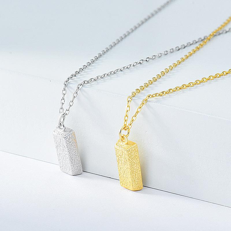 European style new s925 sterling silver gold brick necklace retro niche cross-border geometric trapezoidal sweater chain
European style new s925 sterling silver gold brick necklace retro niche cross-border geometric trapezoidal sweater chain