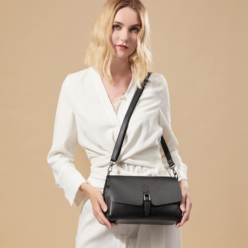 CHSANATO High Quality Women Soft Genuine Cow Leather Shoulder Bag Fashion Messenger Bags For Mother/Mom/Mummy Gift, N9049 brown
CHSANATO High Quality Women Soft Genuine Cow Leather Shoulder Bag Fashion Messenger Bags For Mother/Mom/Mummy Gift, N9049 brown