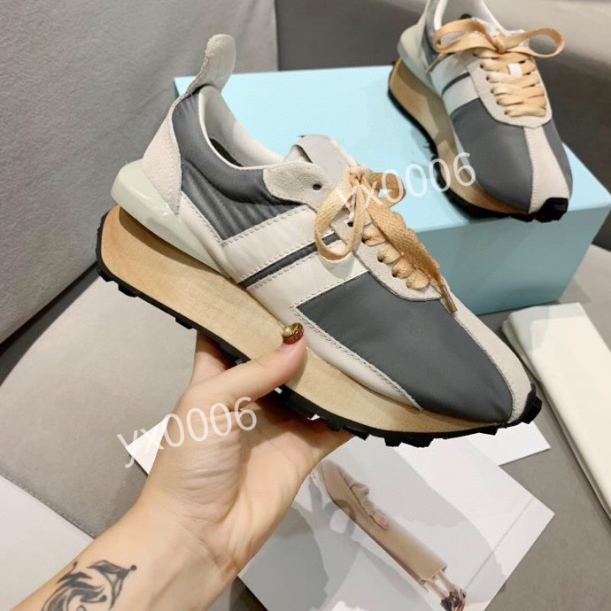 2022 Spring and autumn small white 35-44 shoes women's new high top canvas shoes girls' fashion vulcanized casua ly211128, Choose the color
2022 Spring and autumn small white 35-44 shoes women's new high top canvas shoes girls' fashion vulcanized casua ly211128, Choose the color