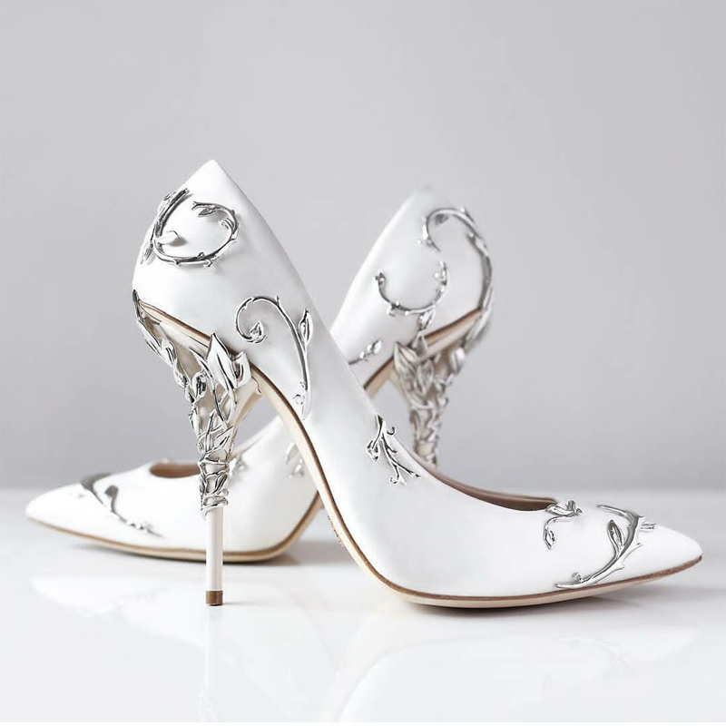 2021 Fashion Wedding Shoes pink blue bridal Pointed eden pumps Women high heels 9 cm with leaves shoes for evening Cocktail prom party
2021 Fashion Wedding Shoes pink blue bridal Pointed eden pumps Women high heels 9 cm with leaves shoes for evening Cocktail prom party