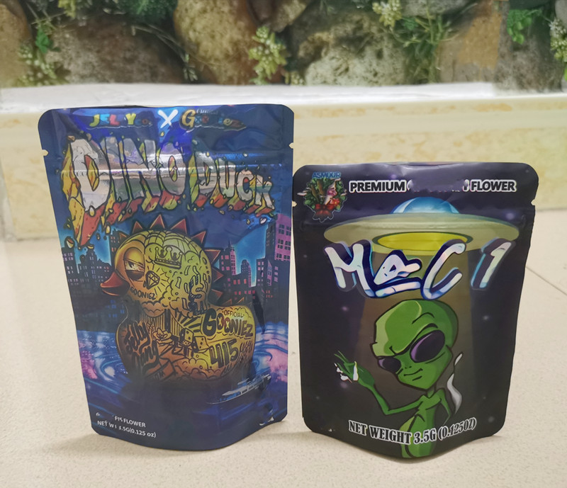 3.5g mylar bag dino duck MAC1 edibles packaging plastic pouch airtight smell proof china irregular shaped package making factory custom prin
3.5g mylar bag dino duck MAC1 edibles packaging plastic pouch airtight smell proof china irregular shaped package making factory custom prin