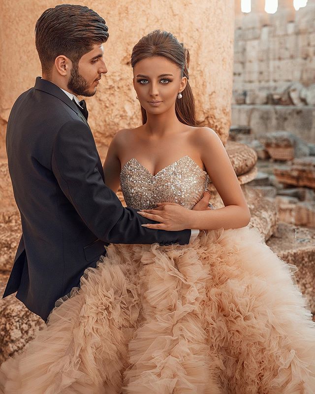 2021 Champagne Wedding Dresses Sweetheart Sequined Top Ruffle Sweep Train Custom Made Bridal Gowns vestido de novia