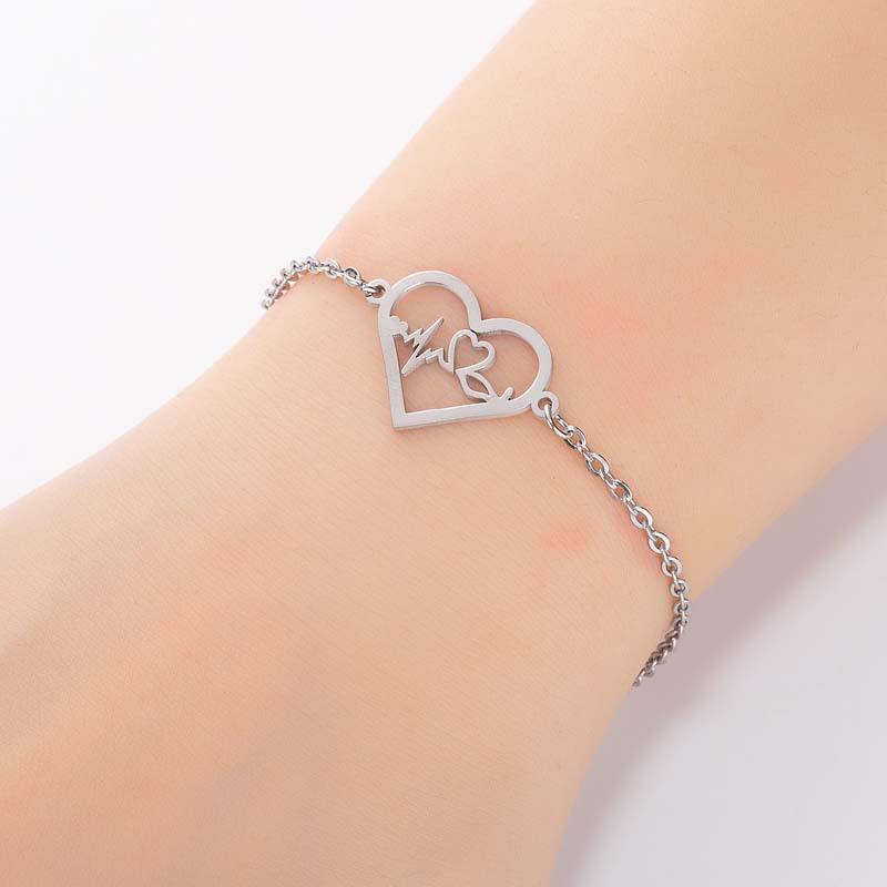 oulai777 bracelets for women heart stainless steel bracelet jewelry gifts accessories gold bracelets for women chain on hand
oulai777 bracelets for women heart stainless steel bracelet jewelry gifts accessories gold bracelets for women chain on hand