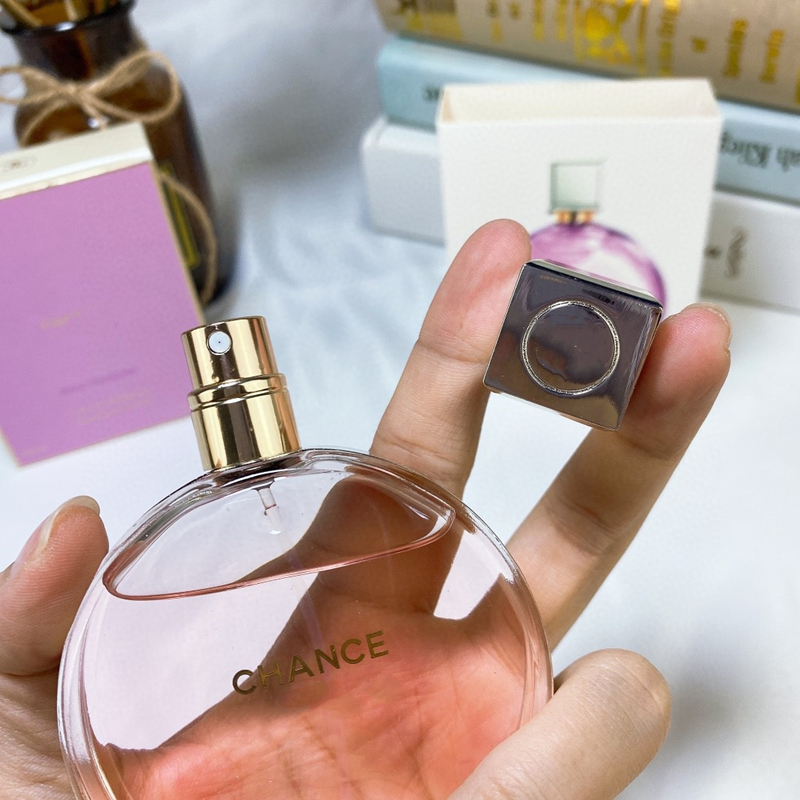 Design Pink EAU TENDRE CHANCE women perfume 100ml highest version Classic style long lasting time fast delivery
Design Pink EAU TENDRE CHANCE women perfume 100ml highest version Classic style long lasting time fast delivery