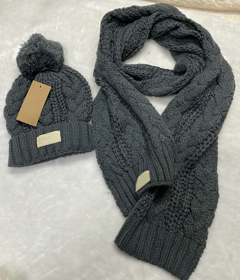 Adults Thick Warm Winter Hat For Women Soft Stretch Cable Knitted Beanies Hats A cap and scarf two-piece set
Adults Thick Warm Winter Hat For Women Soft Stretch Cable Knitted Beanies Hats A cap and scarf two-piece set