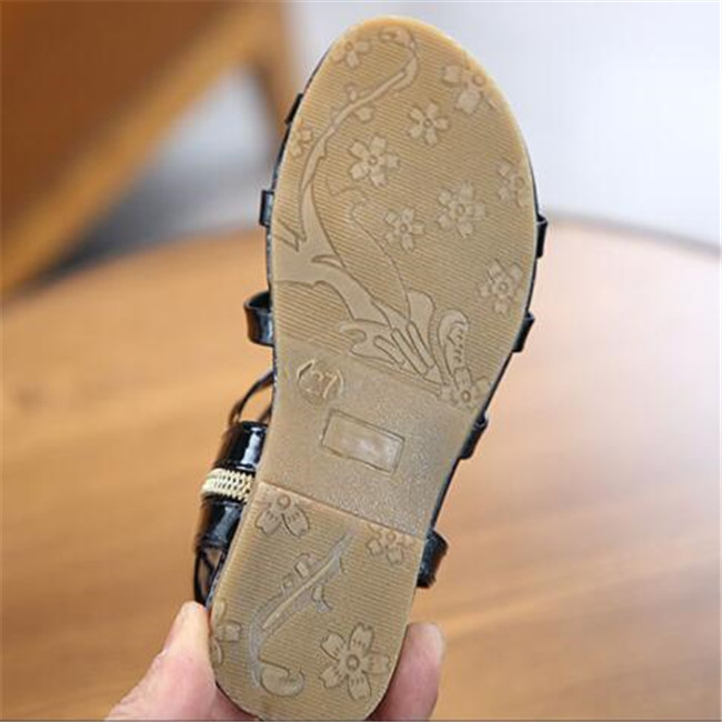 2022 New Girls Sandals Summer Kids Shoes Boots Star Gladiator Sandal Flat Heels Girls Princess Beach Shoe