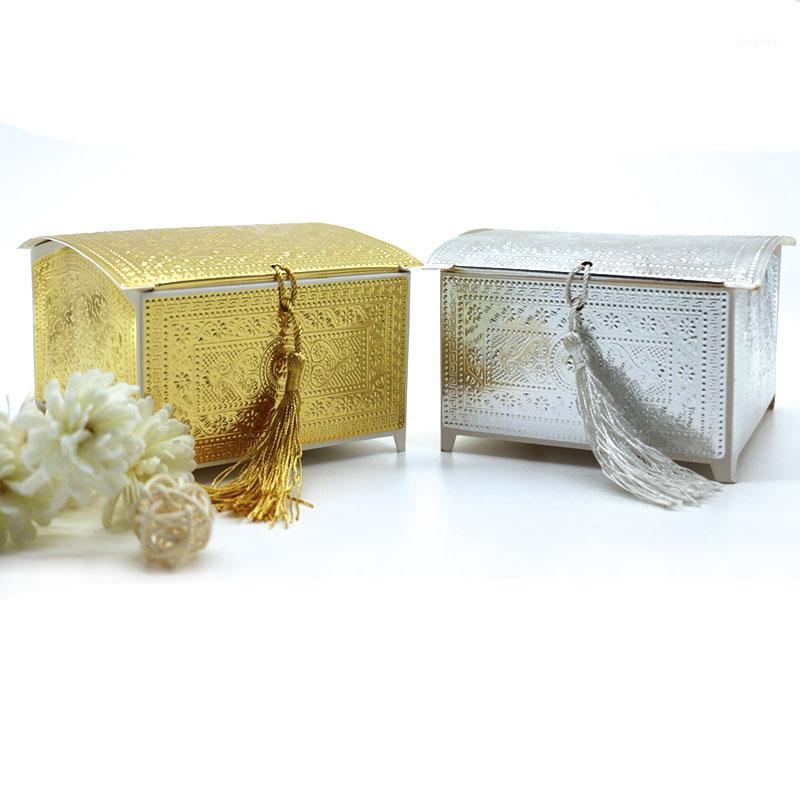 Gift Box Foil Gold Party Paper Gift Boxes pillow Box cupcake Wedding Decoration Favor Candy Supplies Packaging1
Gift Box Foil Gold Party Paper Gift Boxes pillow Box cupcake Wedding Decoration Favor Candy Supplies Packaging1