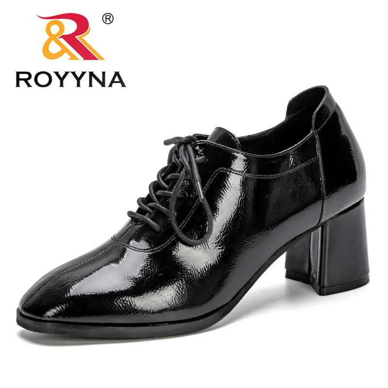 ROYYNA 2021 New Designer Heels Women Pumps Square Toe Footwear Patent Leather Ladies Shoes Fashion Mules Shoes Woman Comfortable, Black
ROYYNA 2021 New Designer Heels Women Pumps Square Toe Footwear Patent Leather Ladies Shoes Fashion Mules Shoes Woman Comfortable, Black